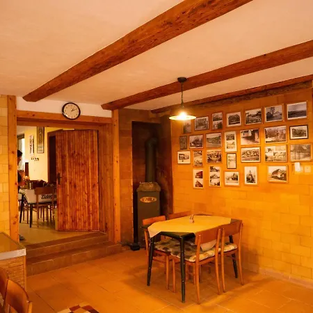 Guest house U Cempu